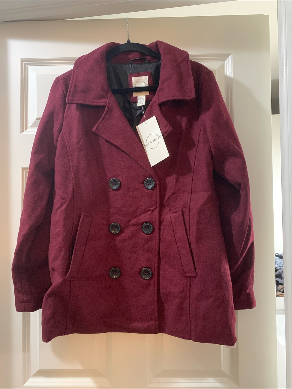 Women’s Double-Breasted Peacoat in Wine -